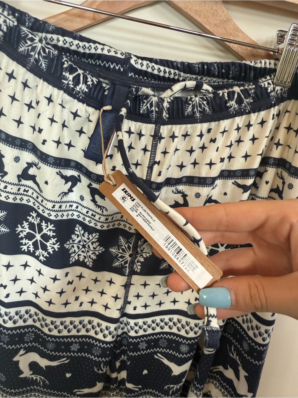 SKIMS Navy and White Fair Isle Wide Leg Lounge Pants - Picture 3 of 4